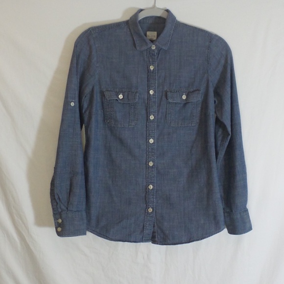 J. Crew "the perfect shirt" chambray button down shirt || XS - Picture 2 of 10